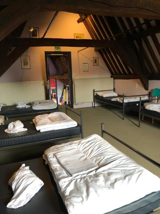 Lit dans Dortoir Mixte de 9 Lits