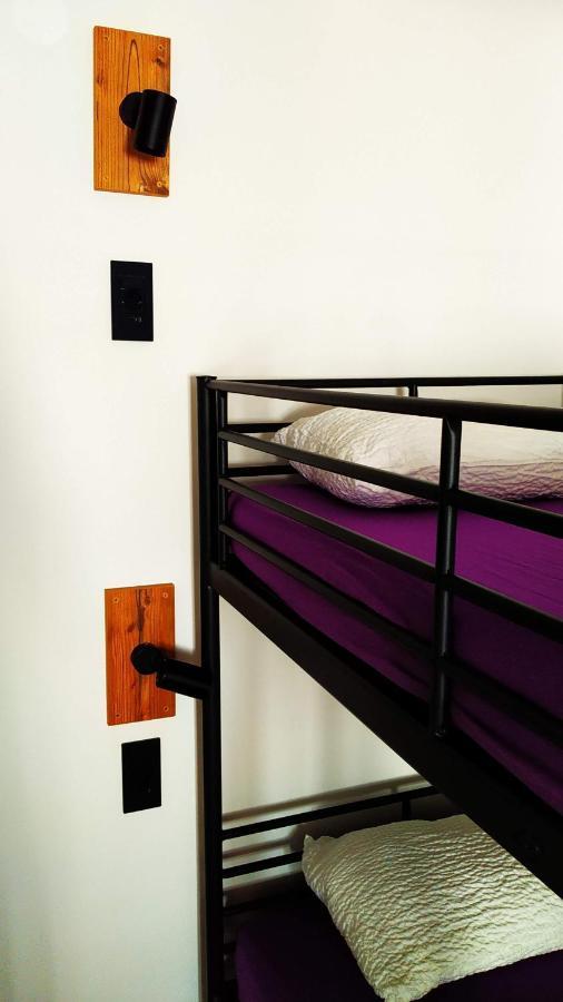Chambre Quadruple avec Salle de Bains Commune