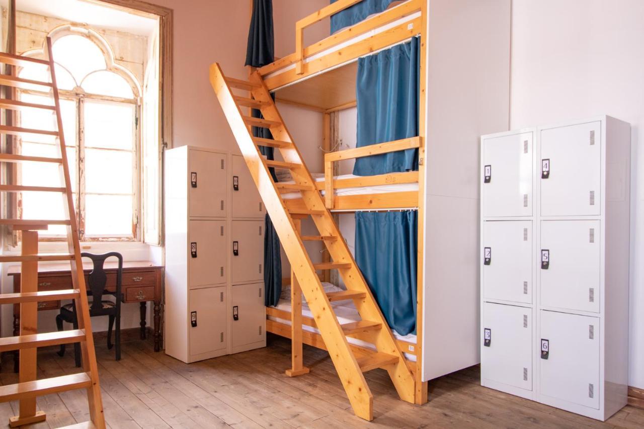 Lit dans Dortoir Mixte de 6 Lits