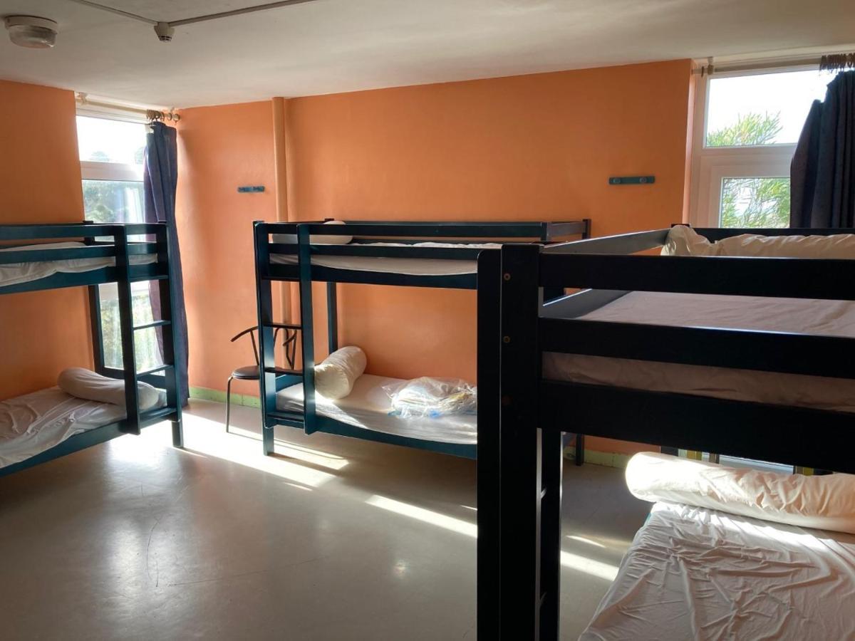 Lit Superposé dans Dortoir Mixte