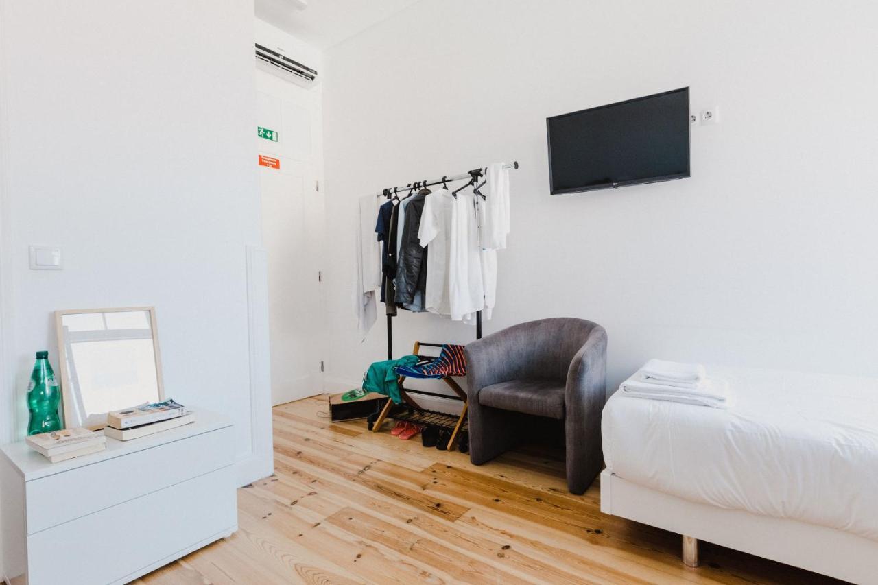 Single Bed in Mixed Dormitory Room,1153448751:JPEG