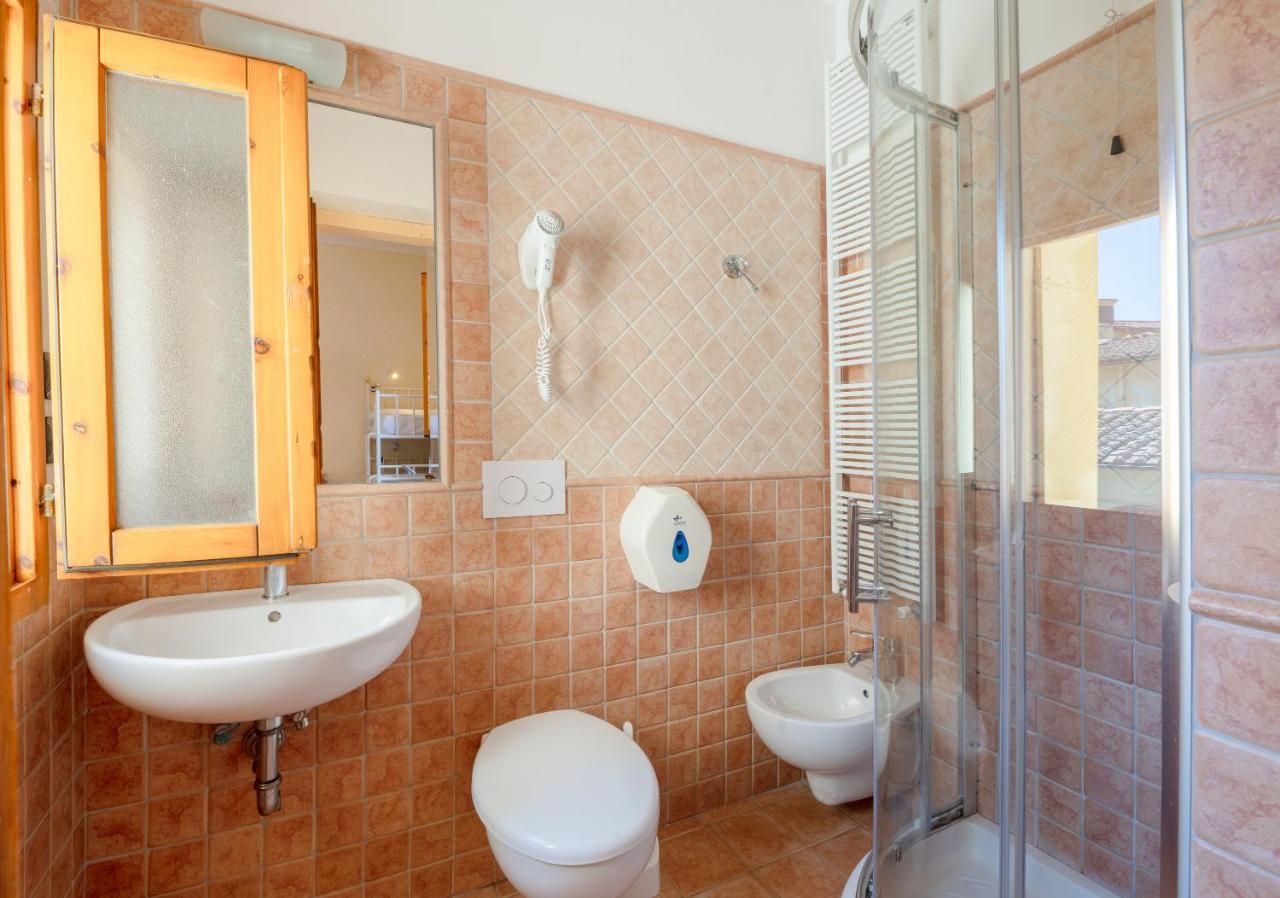 Chambre Lits Jumeaux avec Salle de Bains