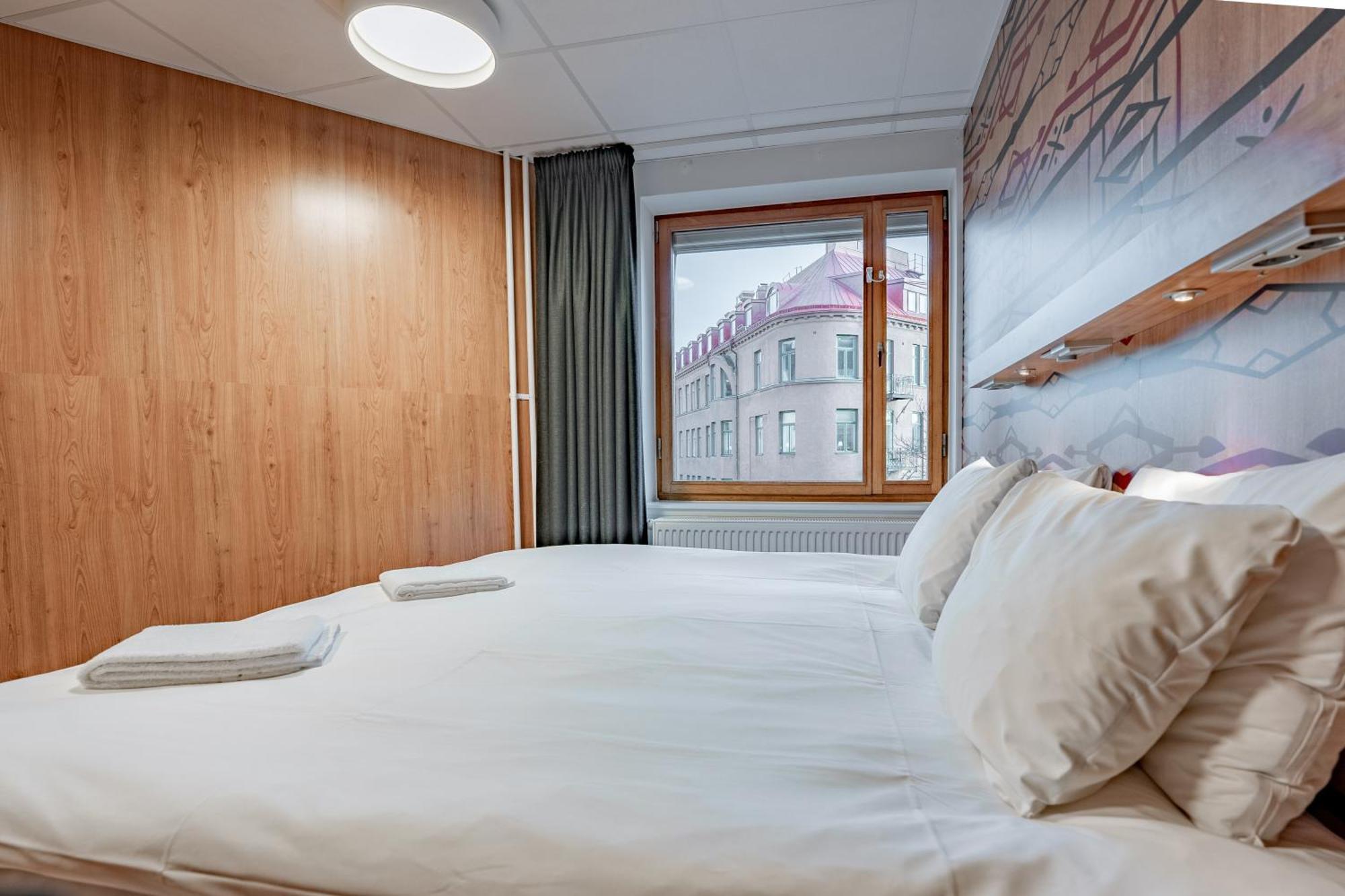 Chambre Lit King-Size Deluxe avec Salle de Bains Privative