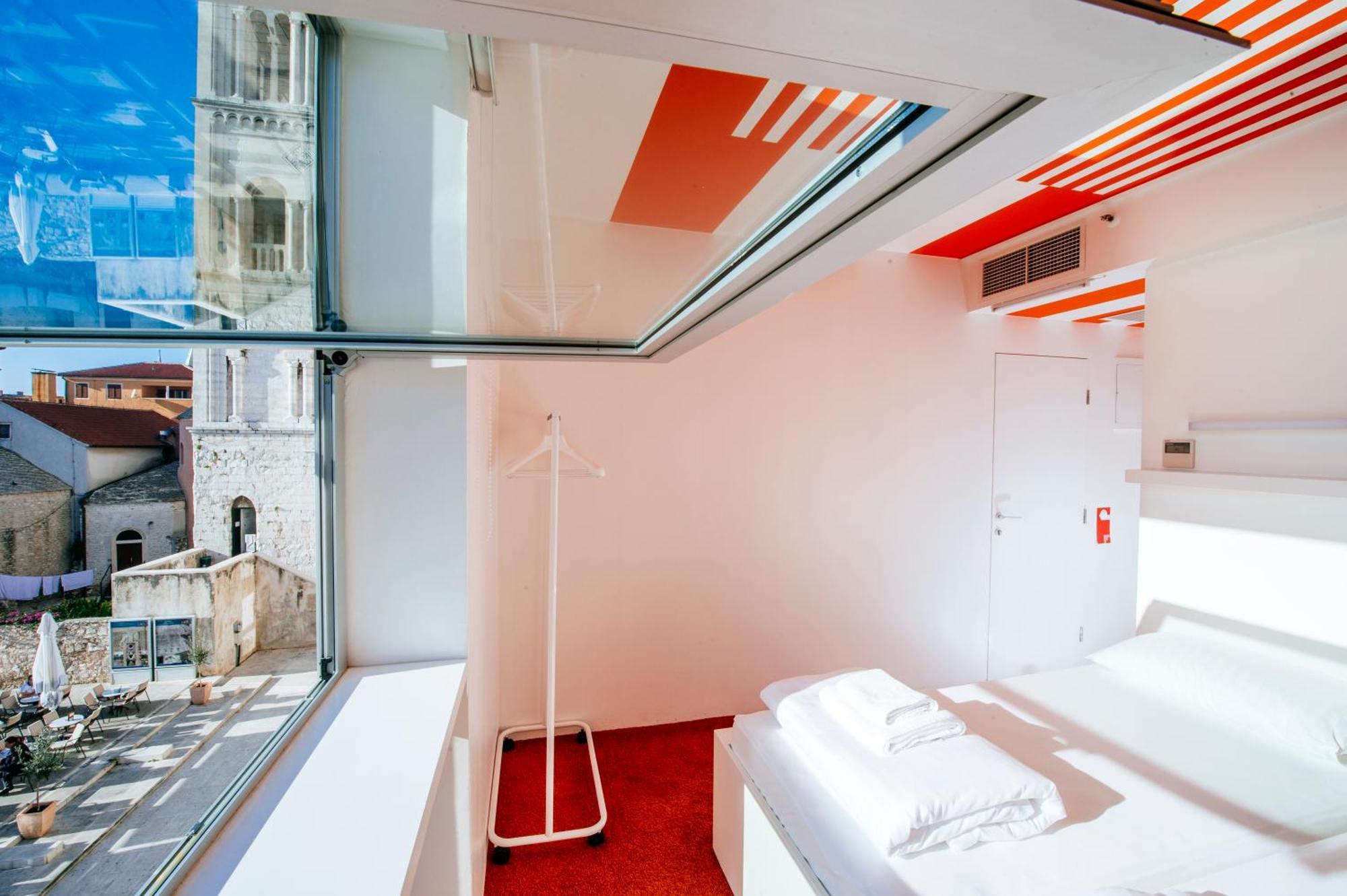 Standard Twin Room,1219495750:JPEG