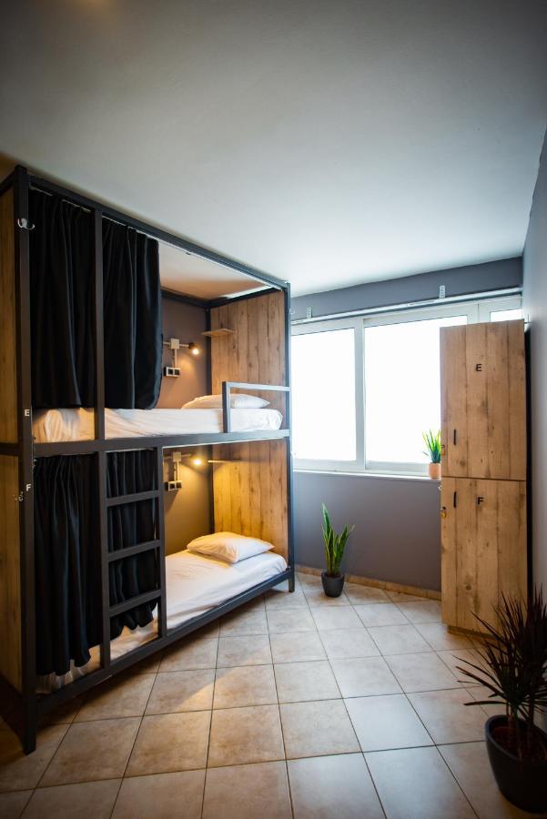Lit dans Dortoir Mixte de 6 Lits