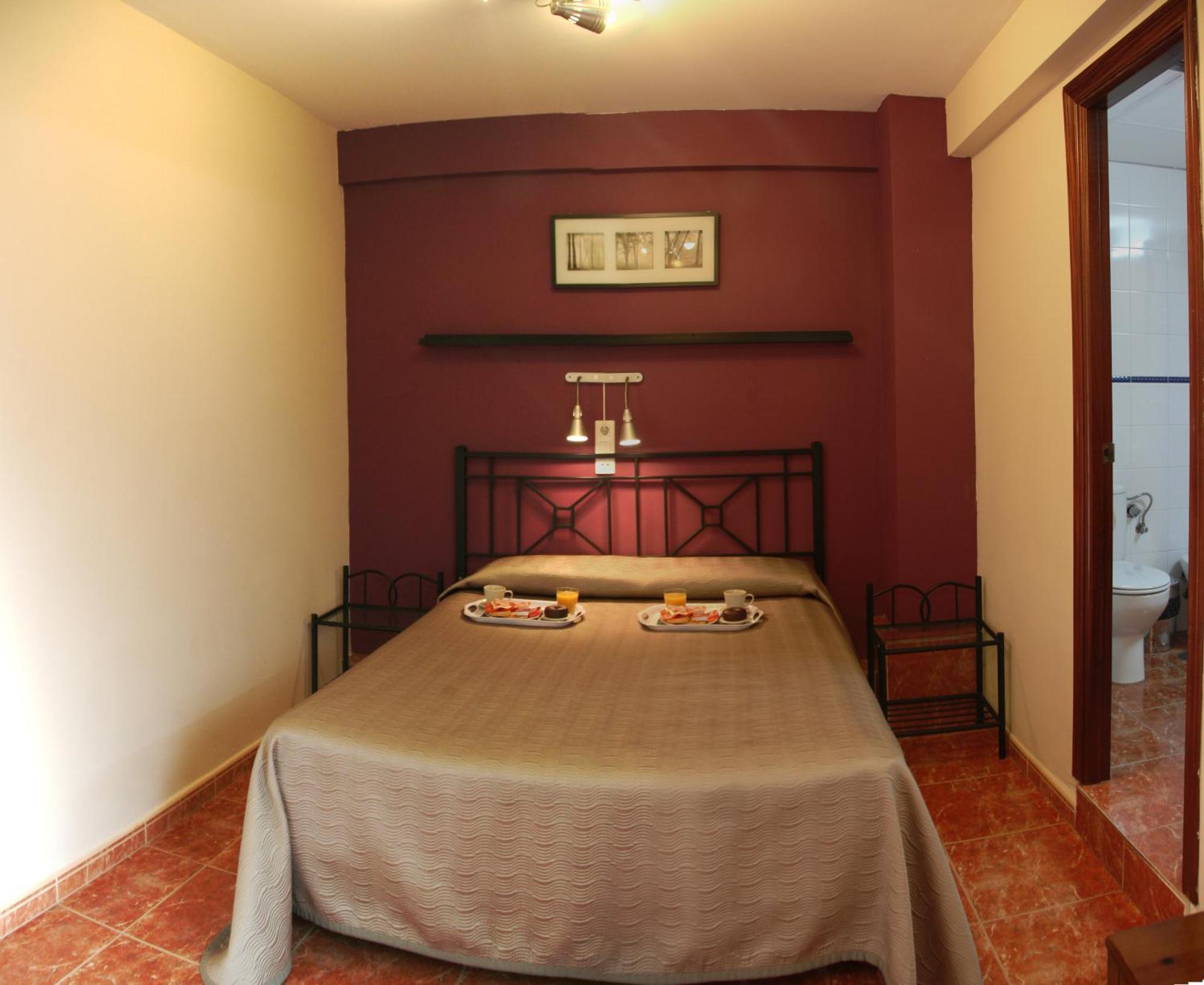 Standard Double or Twin Room,1436556595:JPEG
