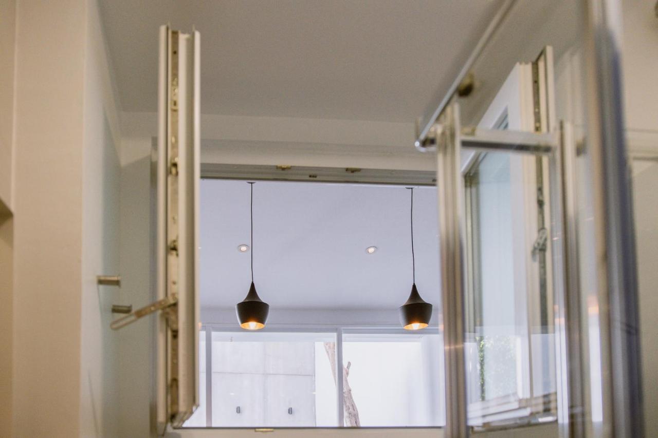 Single Bed in Mixed Dormitory Room - Internal Window,1290581623:JPEG