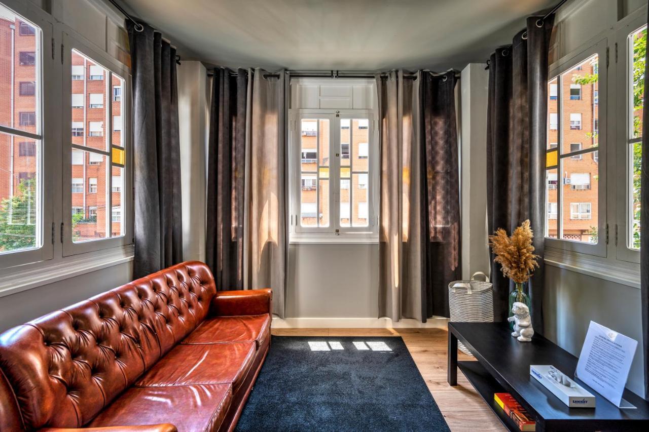 Deluxe Family Room,1298077879:JPEG