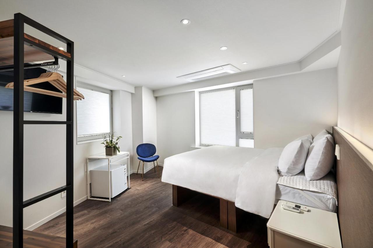 Deluxe Double Room,1316838601:JPEG