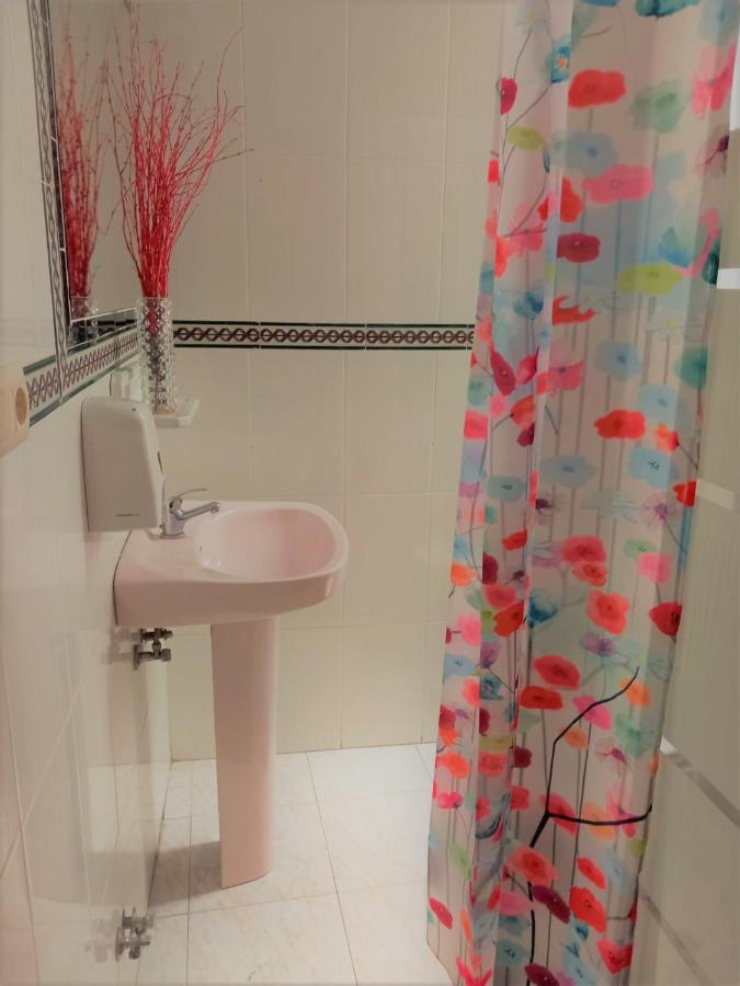 Chambre Triple avec Salle de Bains