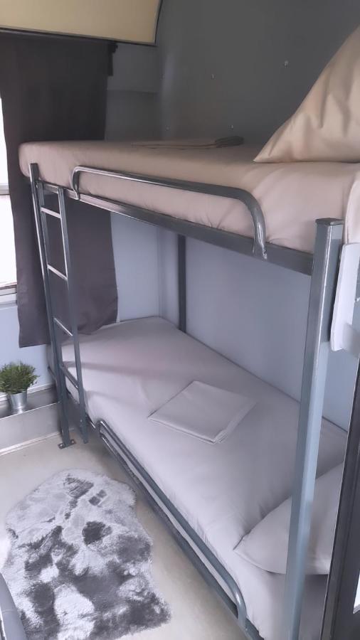 Small Twin Room,1431521290:JPEG