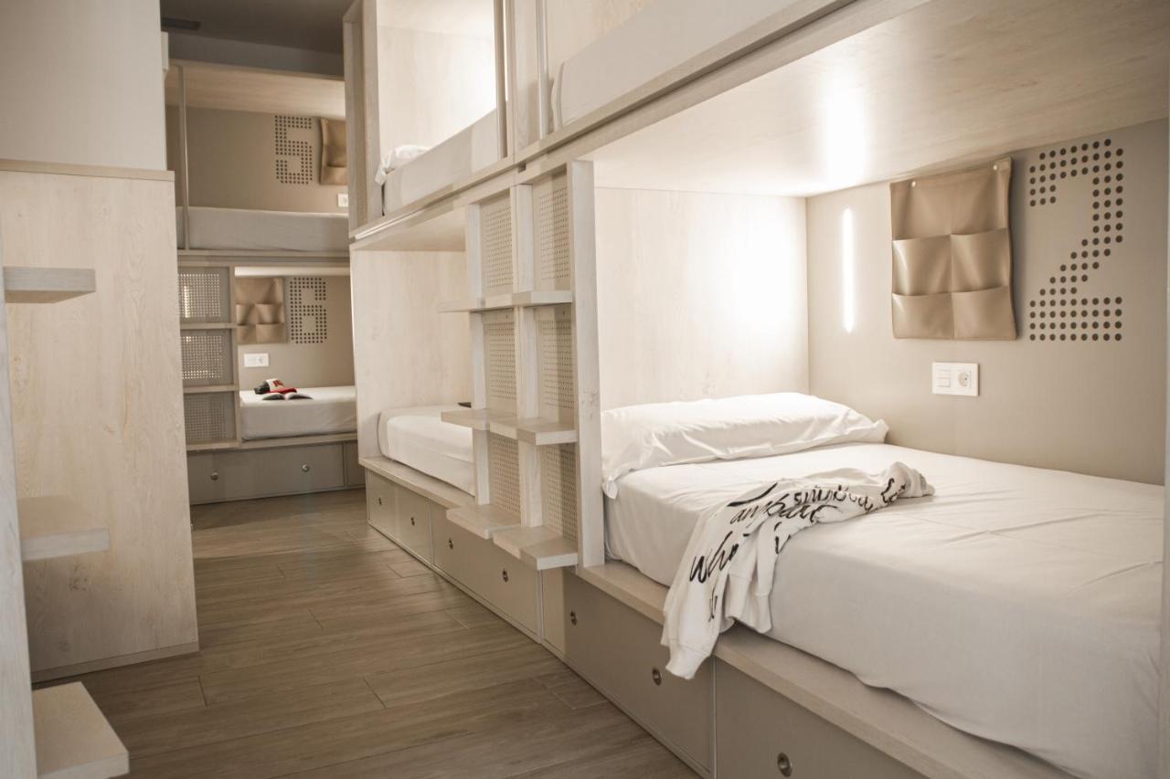 Lit dans Dortoir Mixte de 8 Lits avec Salle de Bains Privative