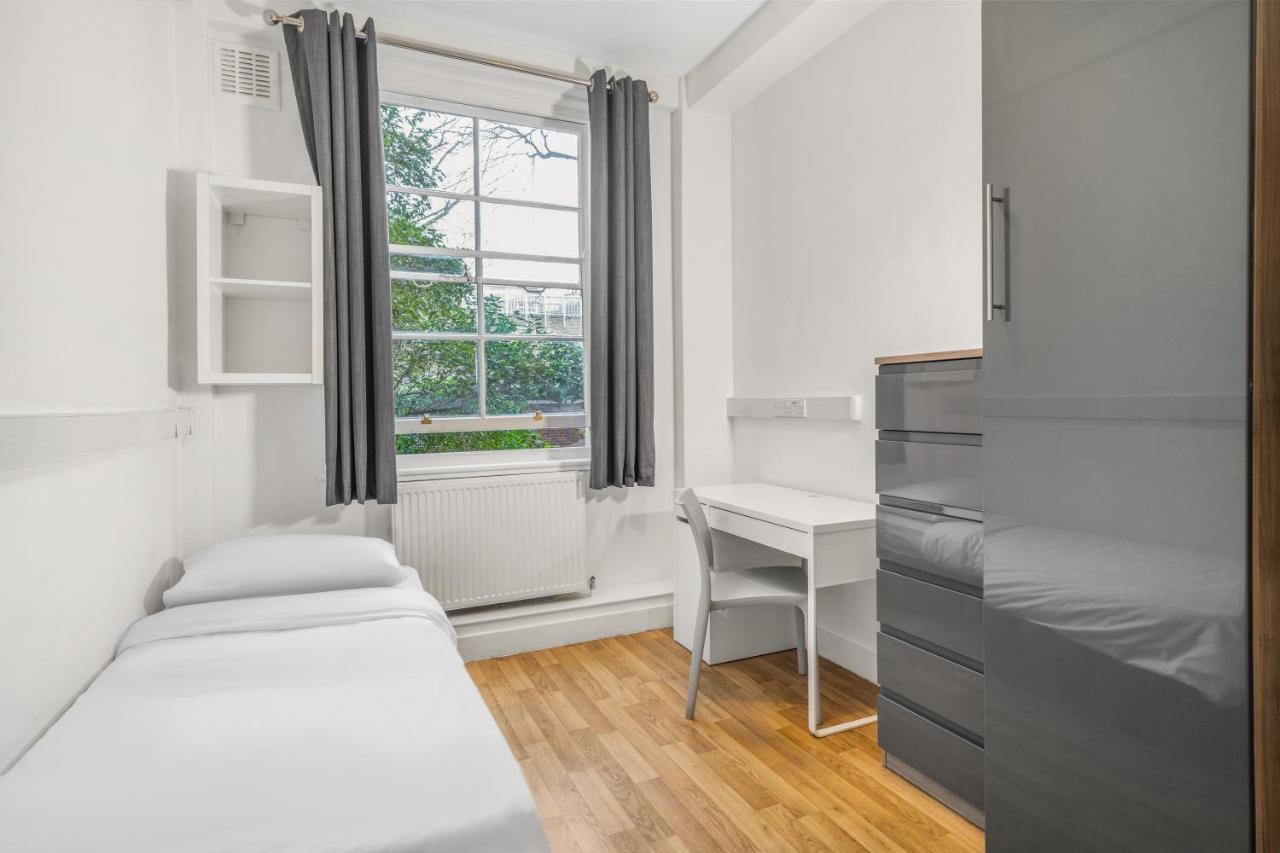 Standard Single Room with Shared Bathroom,1375457459:JPEG