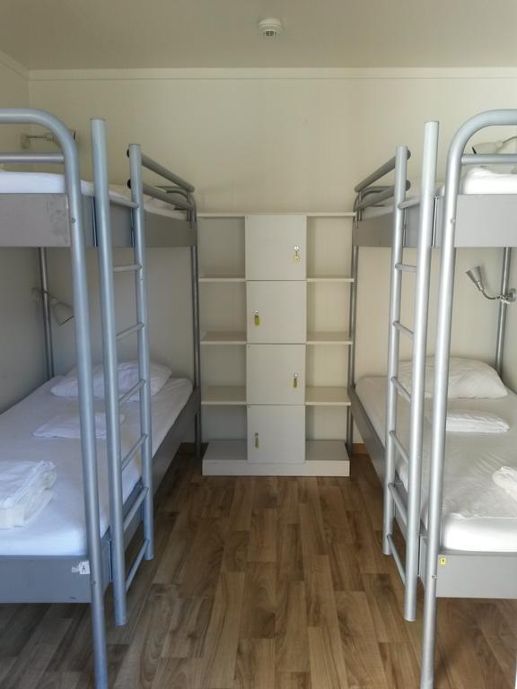 Chambre Quadruple avec Salle de Bains Commune