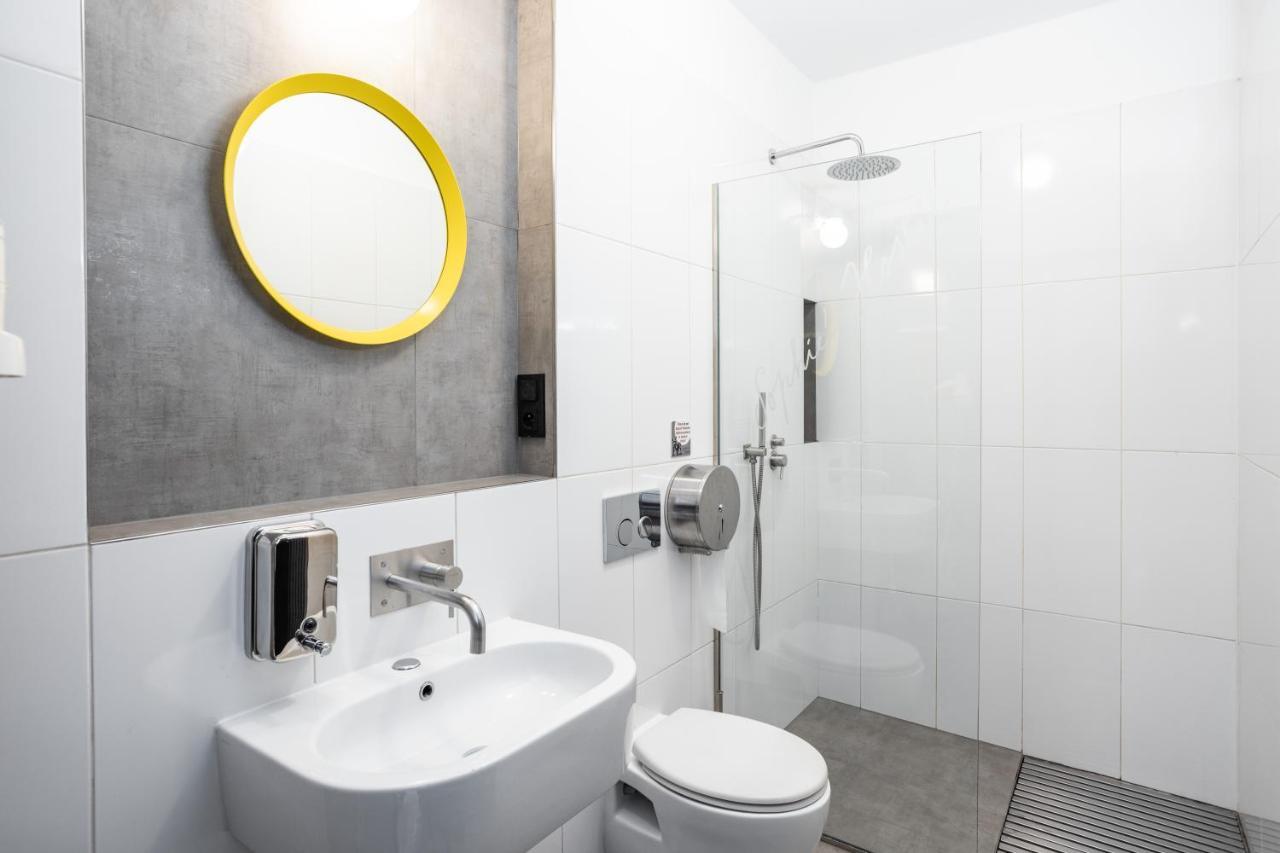 Lit dans Dortoir Mixte de 6 Lits avec Salle de Bains Privative