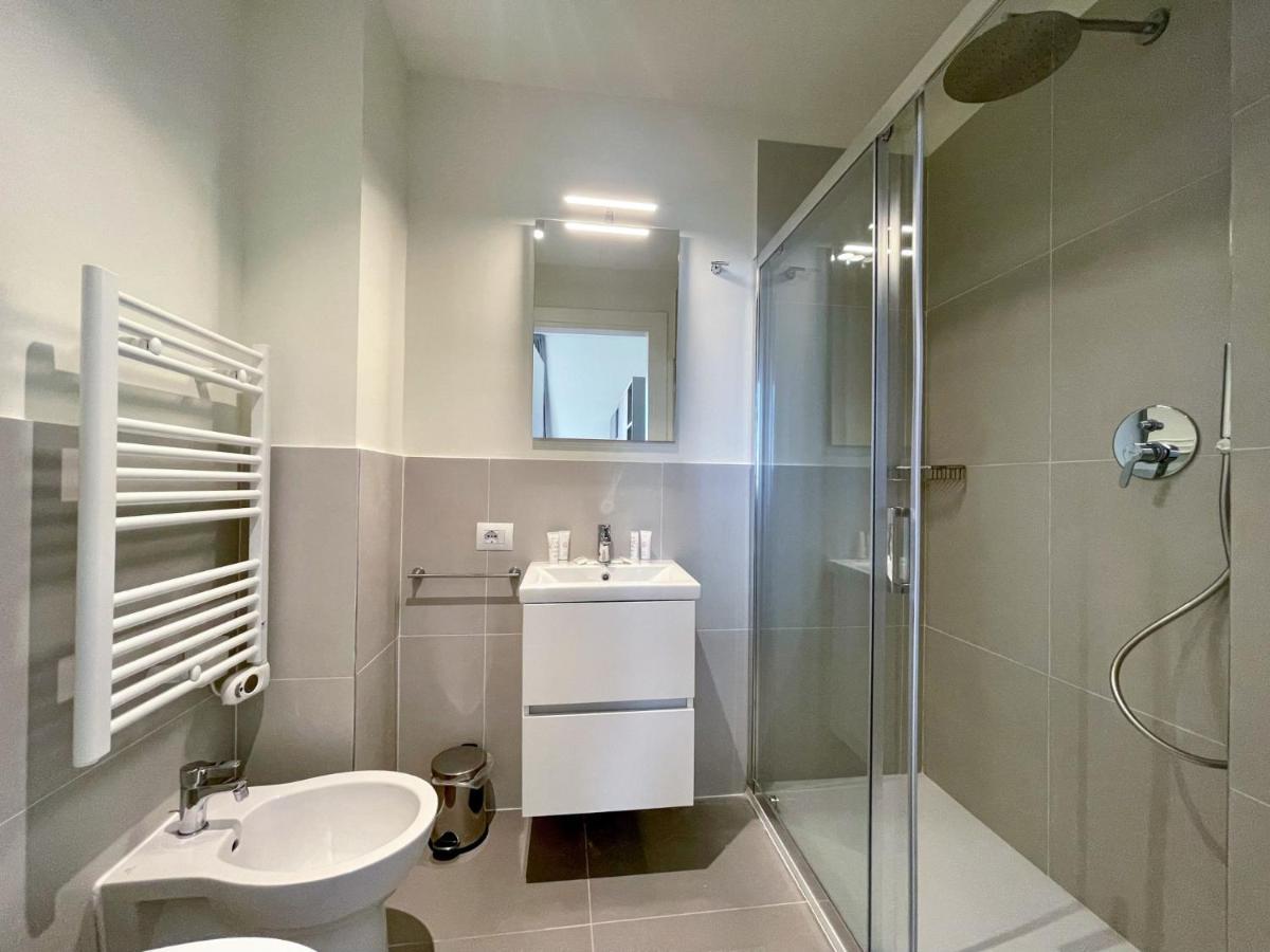Large Double Room,1412268020:JPEG