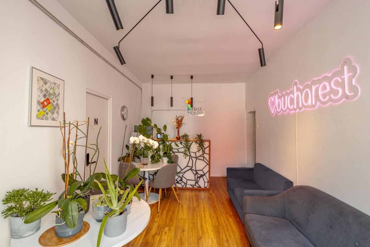 Bunk Bed in Female Dormitory Room,1556562913:JPEG