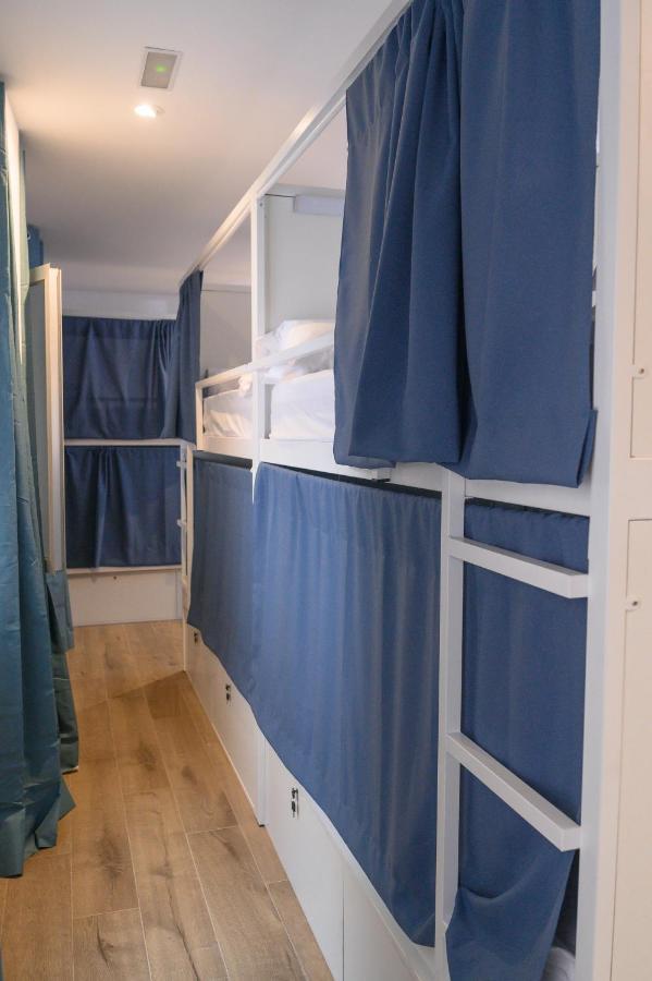 Bed in 16-Bed Mixed Dormitory Room,1480531346:JPEG