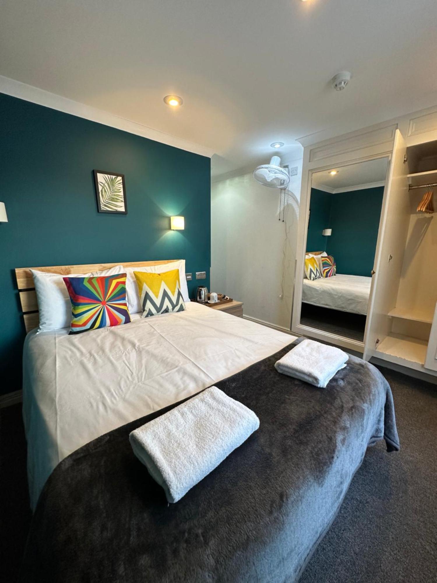 Chambre Double avec Salle de Bains