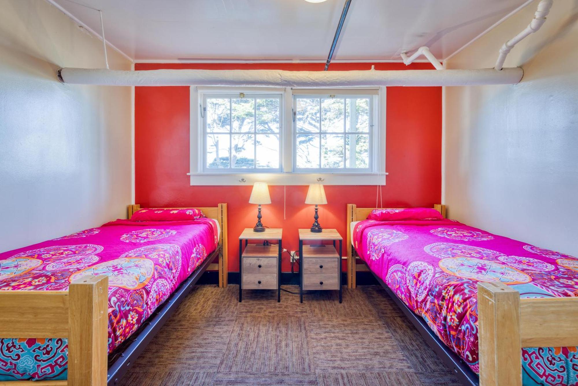 Chambre Lits Jumeaux Privée pour 2 Personnes