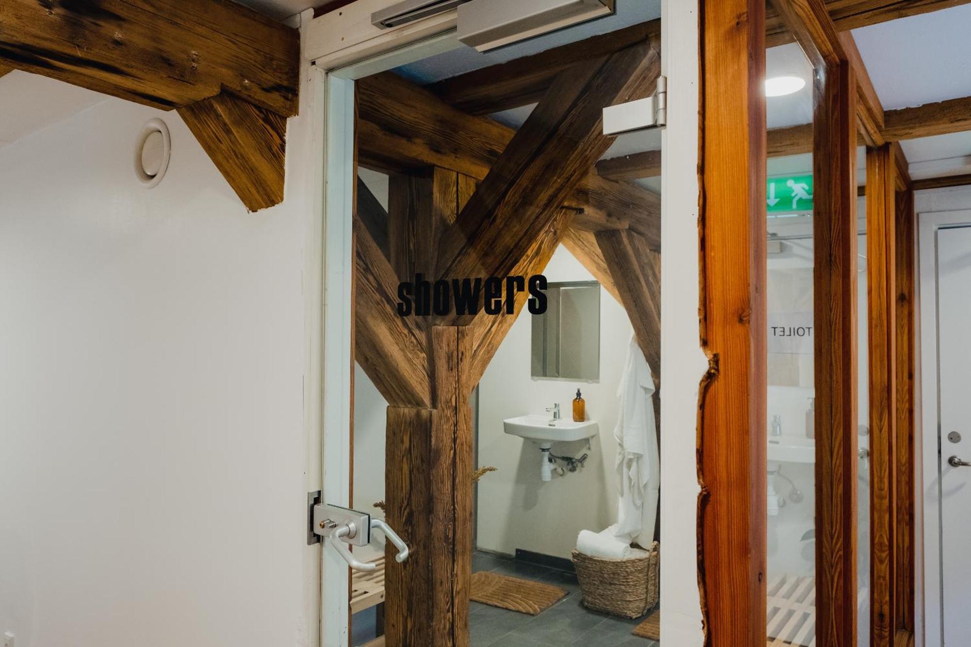 Double Room with Shared Bathroom,1539596977:JPEG