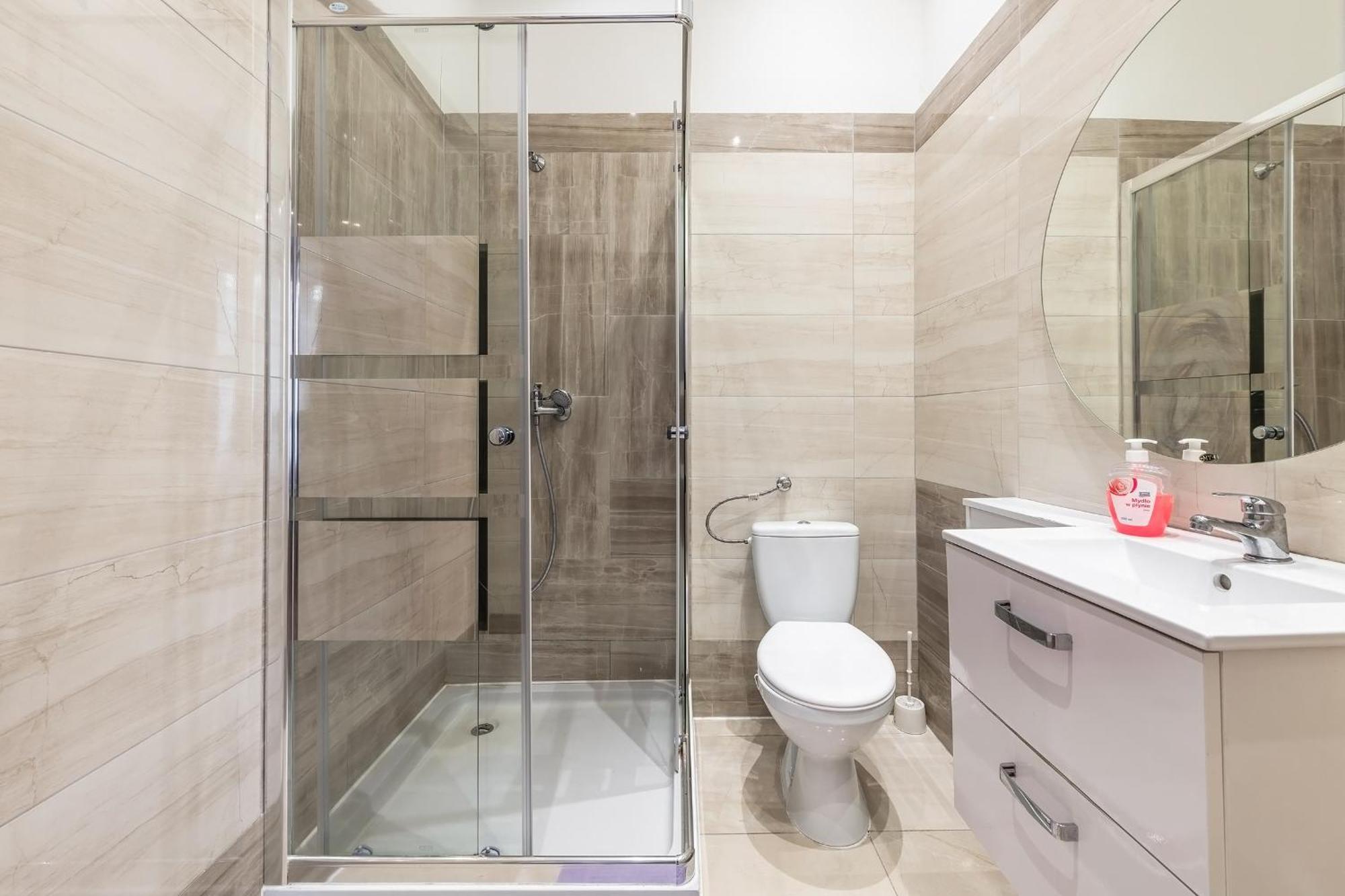 Chambre Quadruple avec Salle de Bains