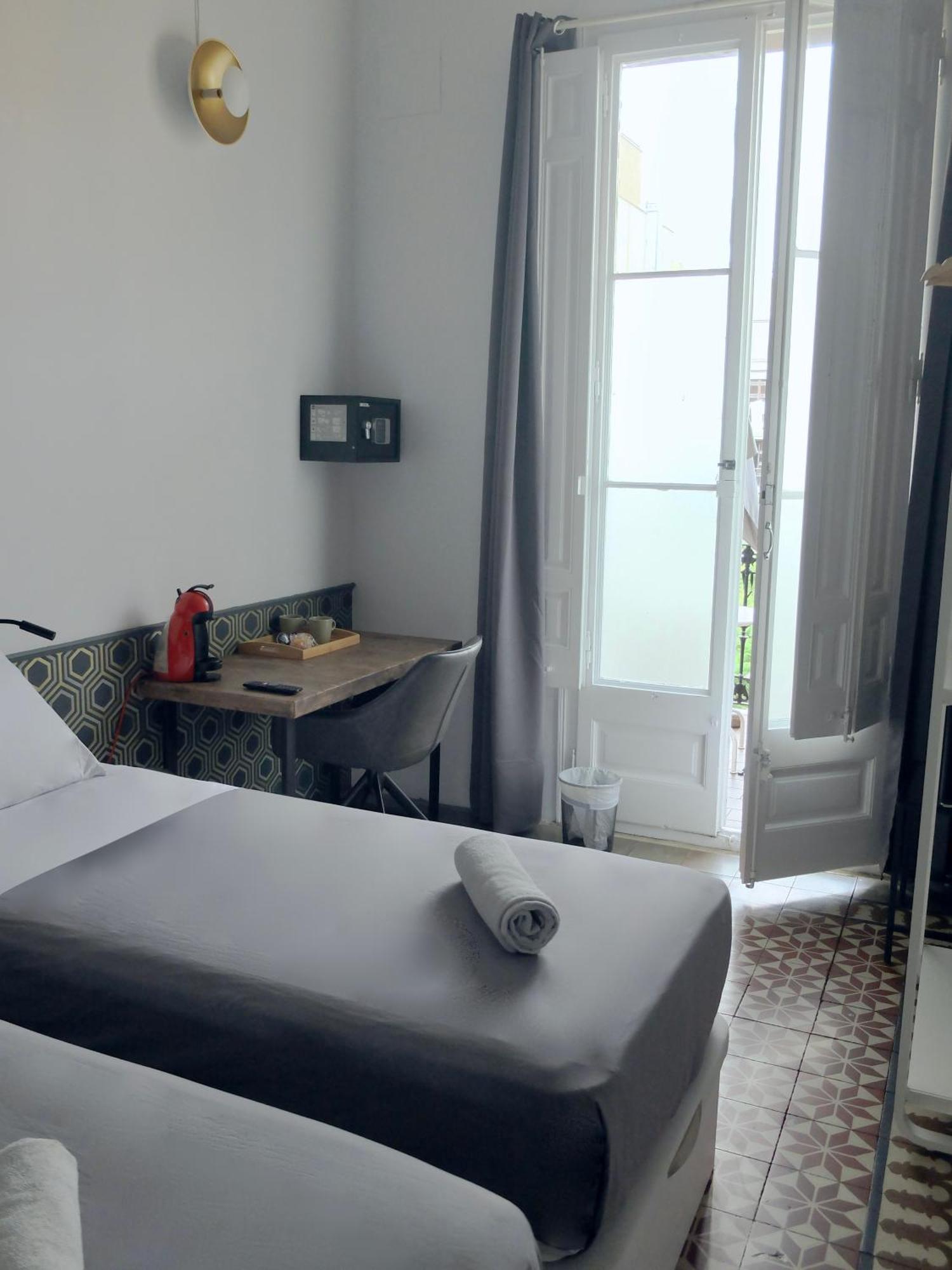 Chambre Lits Jumeaux avec Salle de Bains Privative