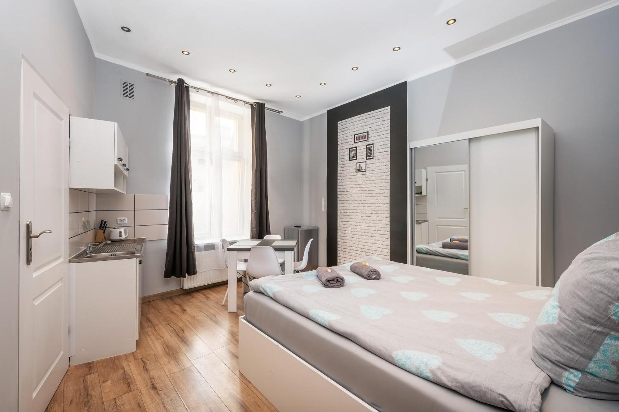 Double Room,1574769545:JPEG