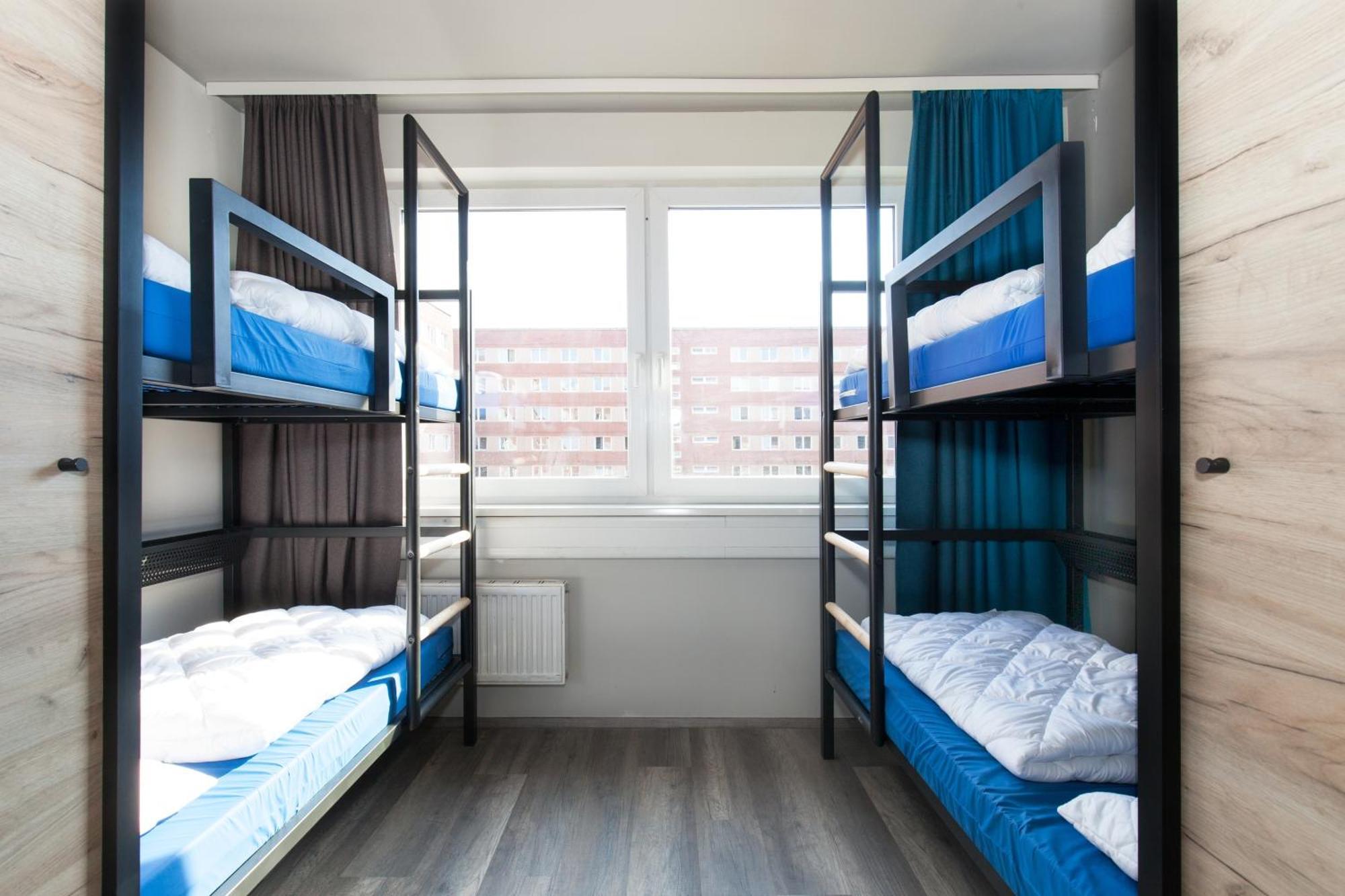 Six-Bed Room,1592047005:JPEG