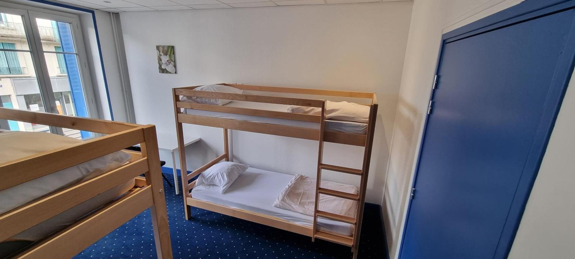 Chambre Quadruple avec Salle de Bains Privative