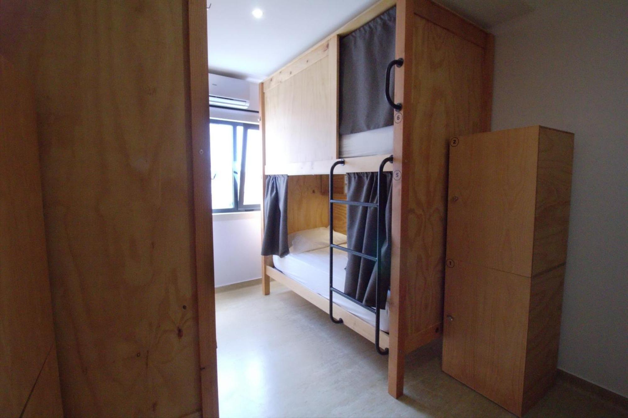 Lit dans Dortoir Mixte de 6 Lits