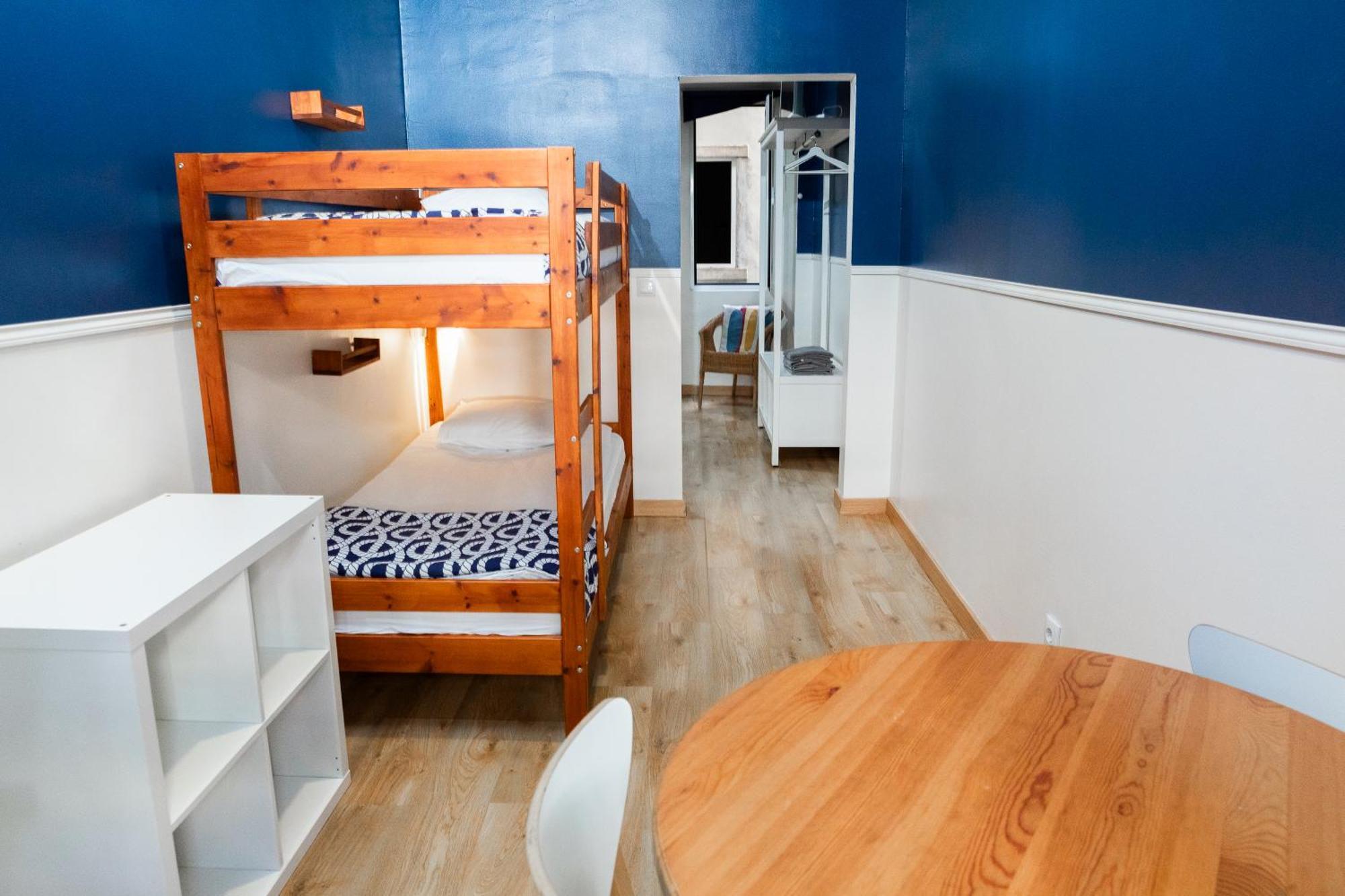 Standard Family Room,1614371271:JPEG