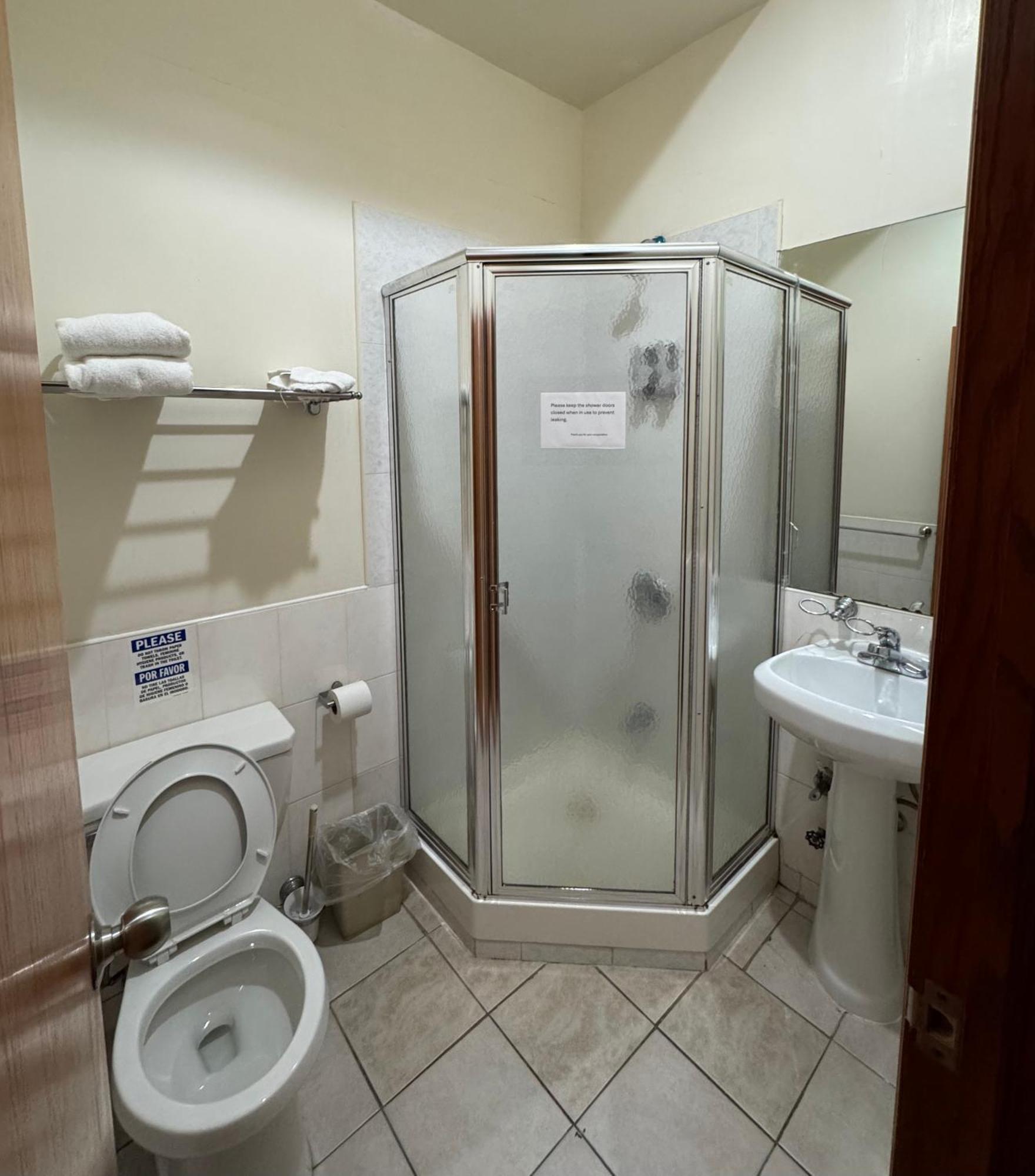 Chambre Double avec Salle de Bains Privative