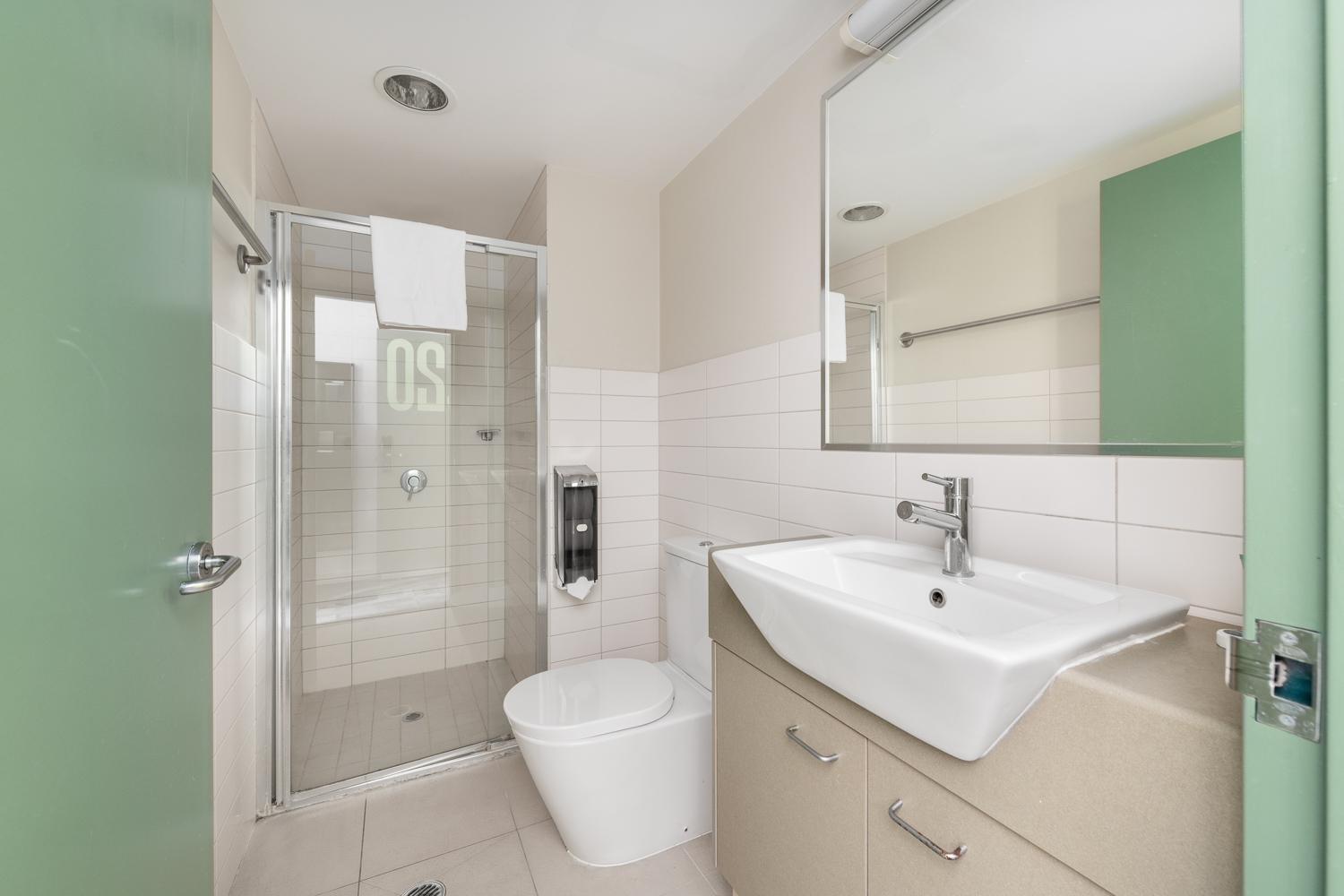 Twin Room Private Bathroom