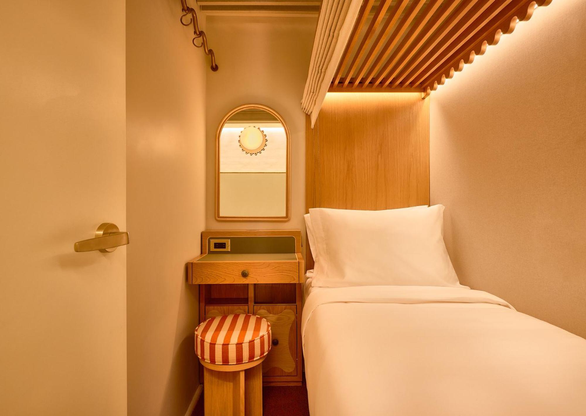 Cabine Cozy avec Plafond Ouvert