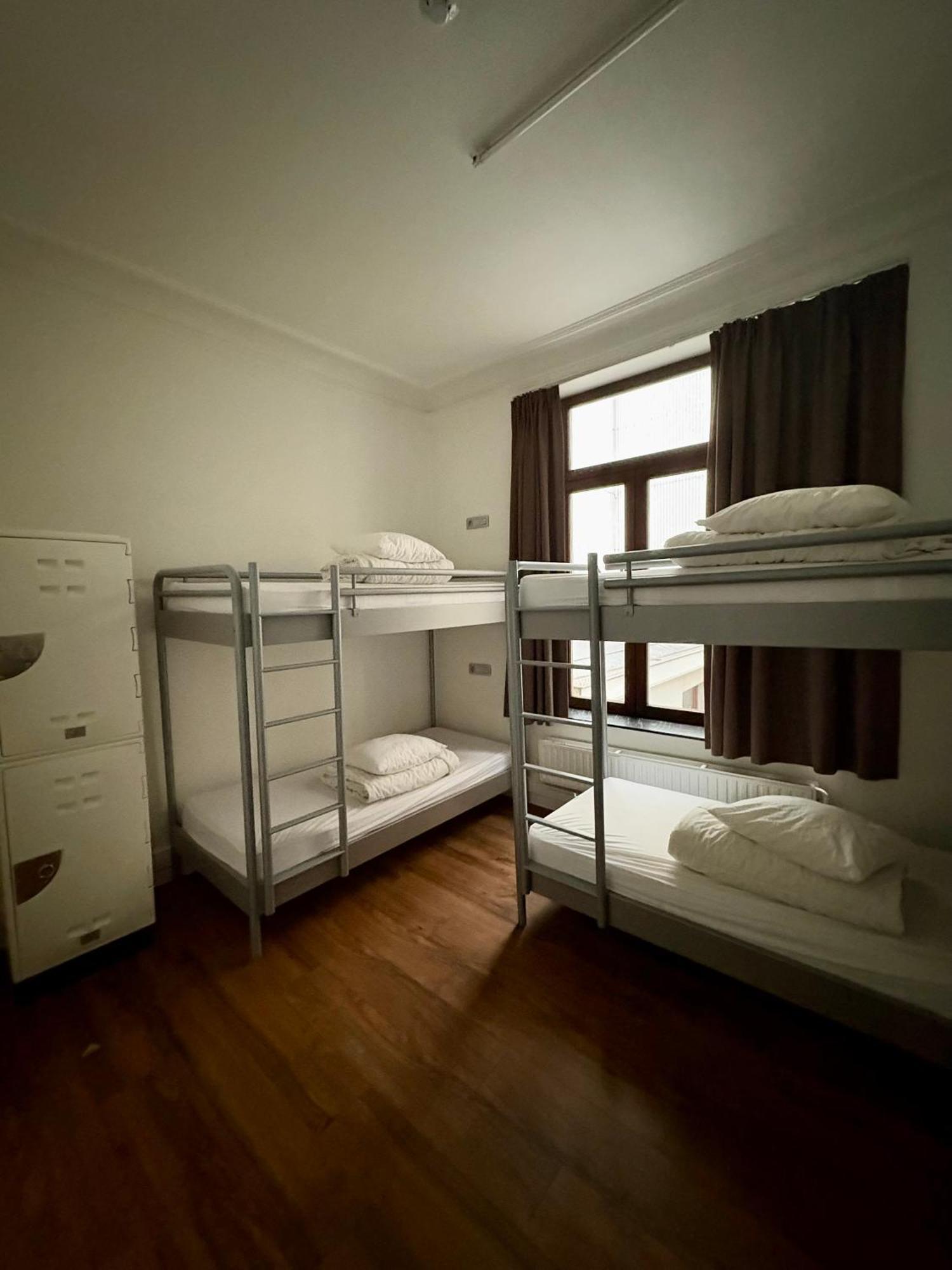 Quadruple Room with Private Bathroom,1640398728:JPEG