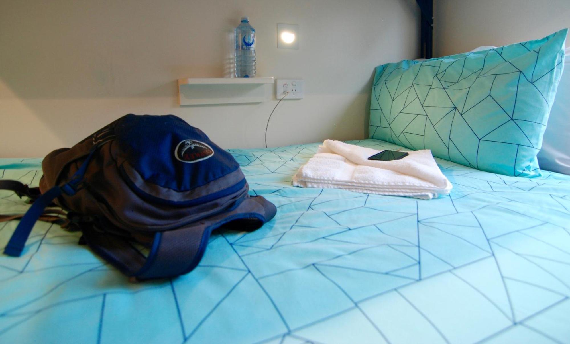 Lit dans Dortoir Mixte de 6 Lits (Réservé aux Personnes de 18 à 35 Ans)