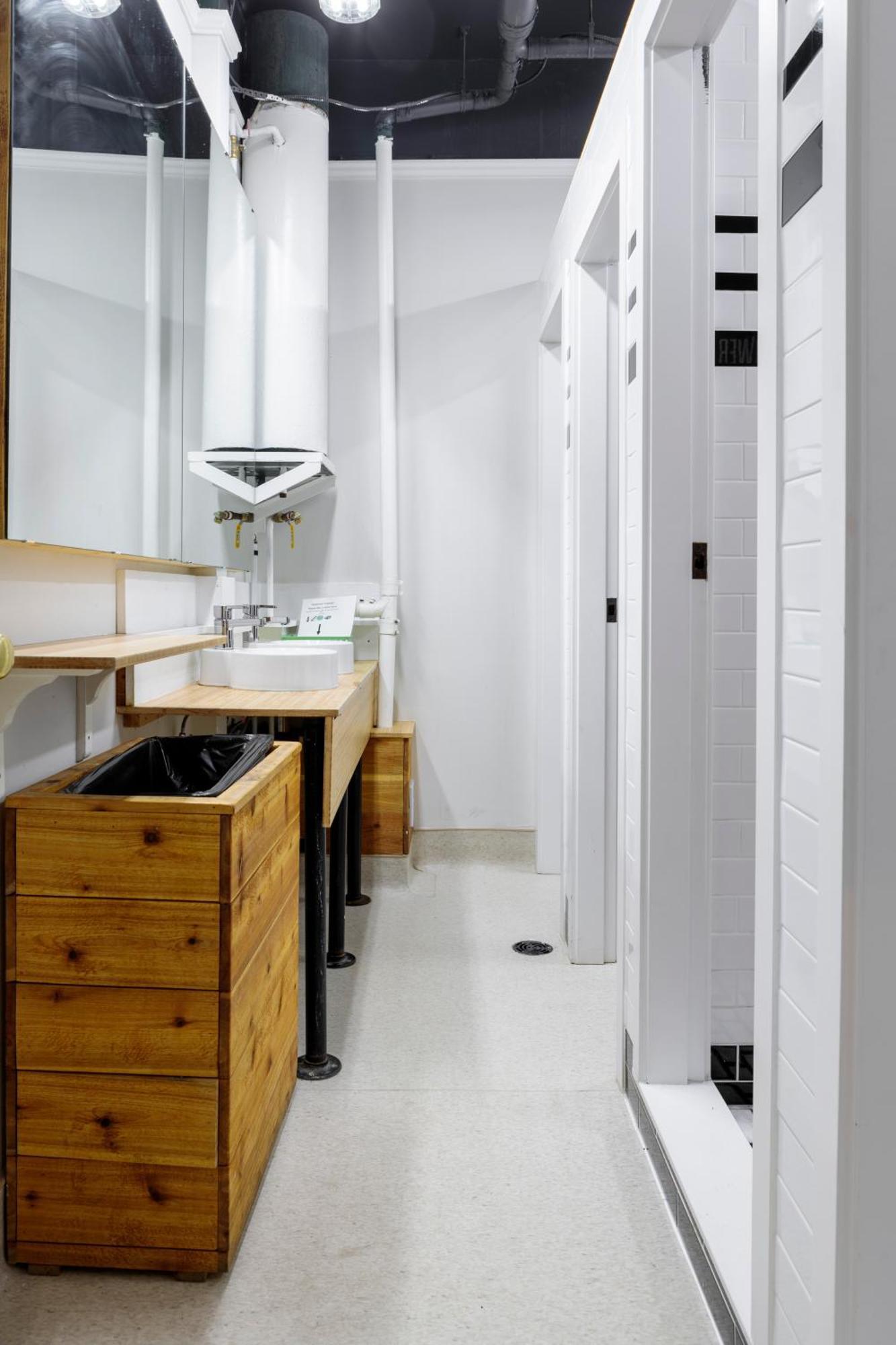 Chambre Privée avec Salle de Bains Commune