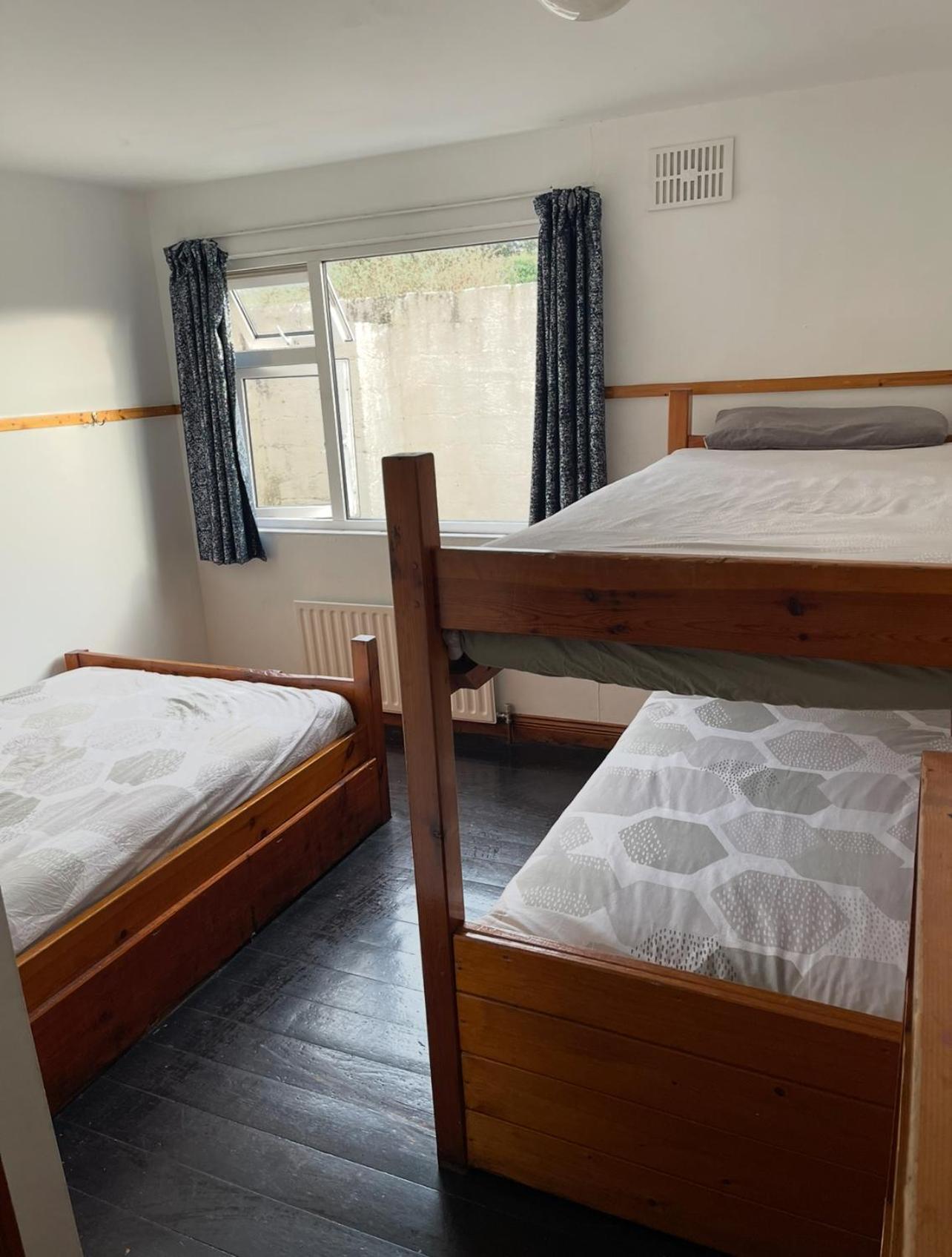 Chambre Familiale avec Salle de Bains Privative