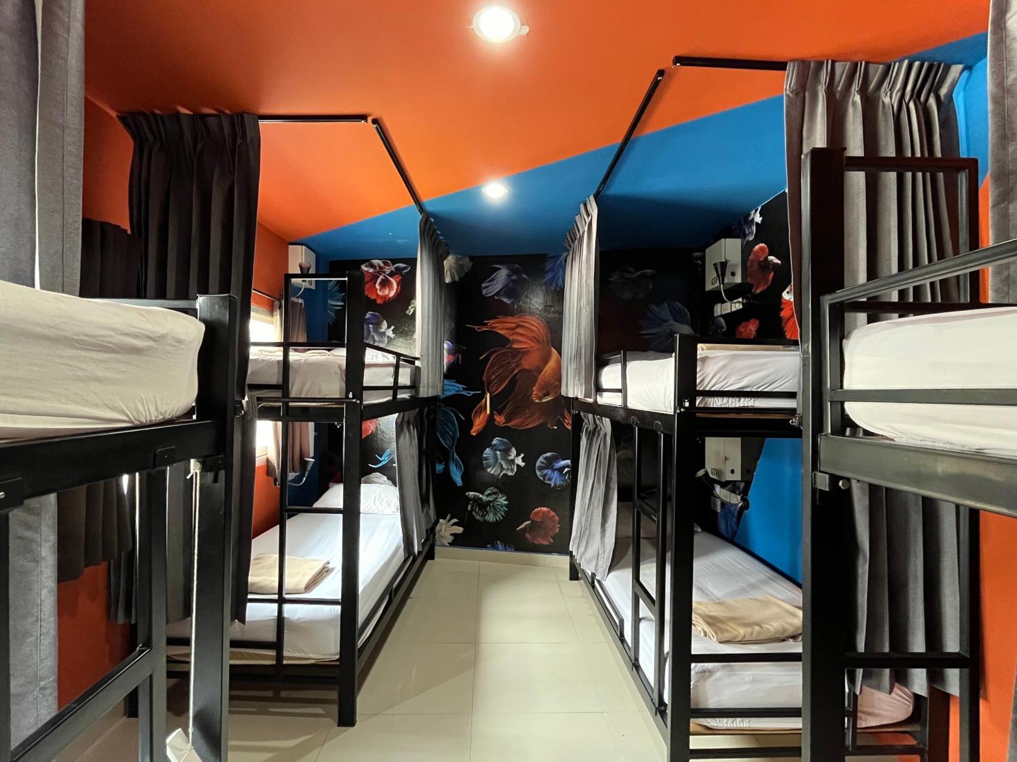 Bed in 8-Bed Mixed Dormitory Room,1656207346:JPEG