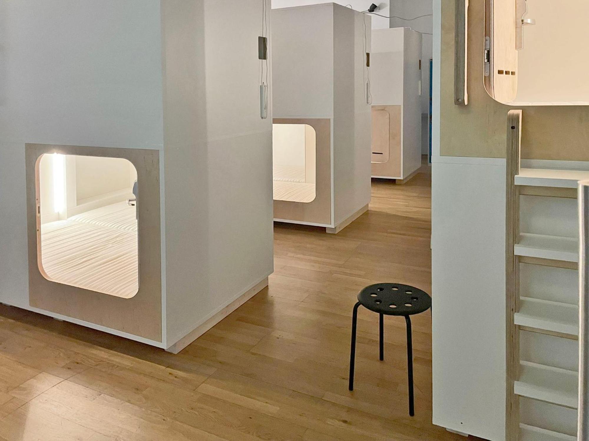 Capsule Kingsize avec Salle de Bains Commune