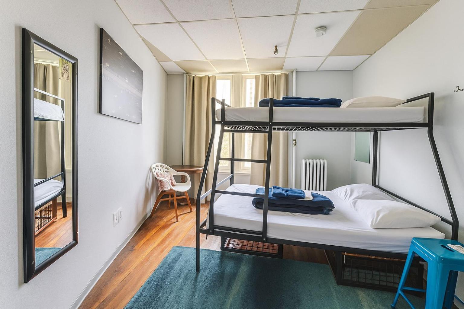 Chambre Privée avec Salle de Bains Commune