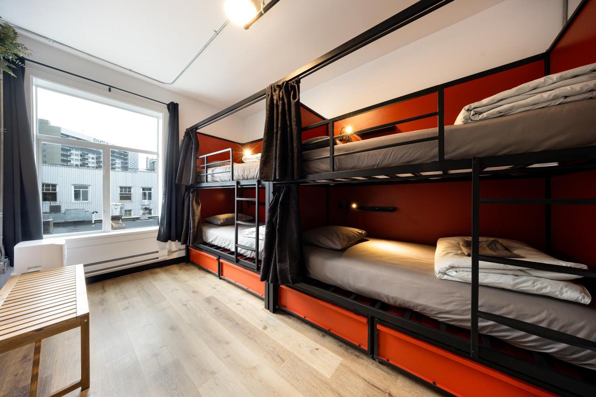 2 Lits dans un Dortoir pour Femmes de 4 Lits