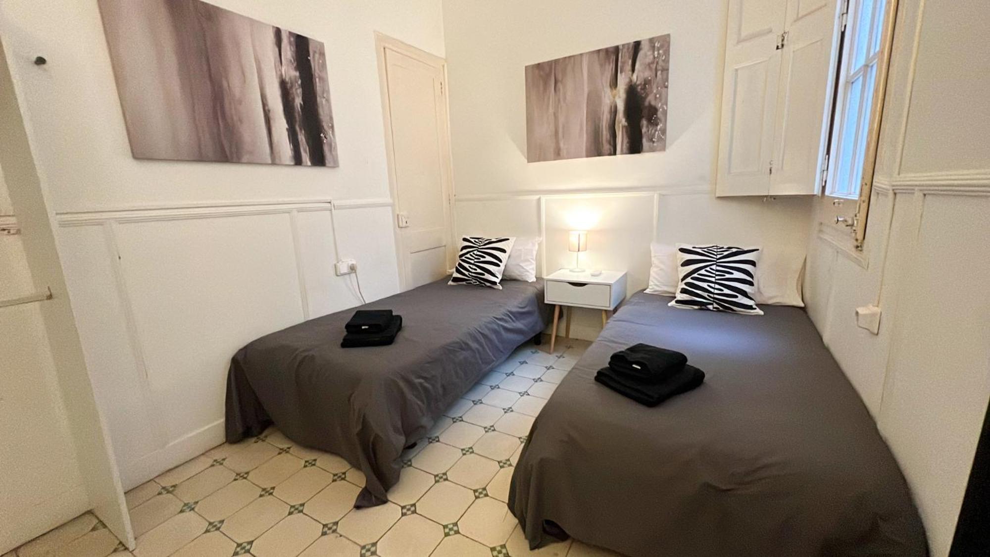 Chambre Lits Jumeaux Supérieure avec Salle de Bains Commune