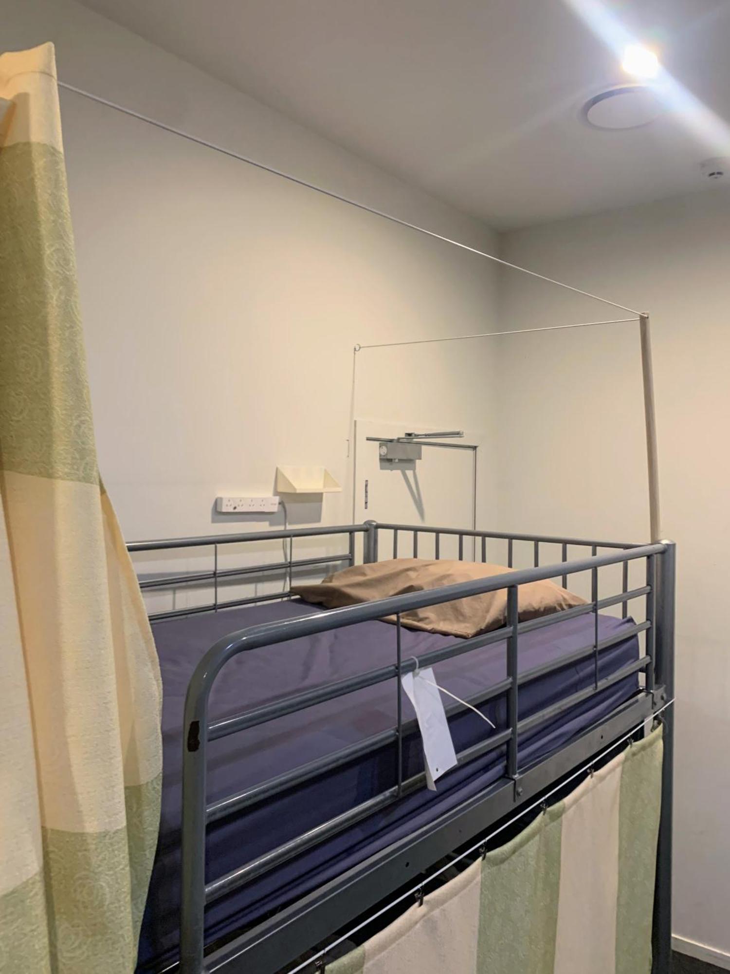 Lit dans Dortoir Mixte de 6 Lits
