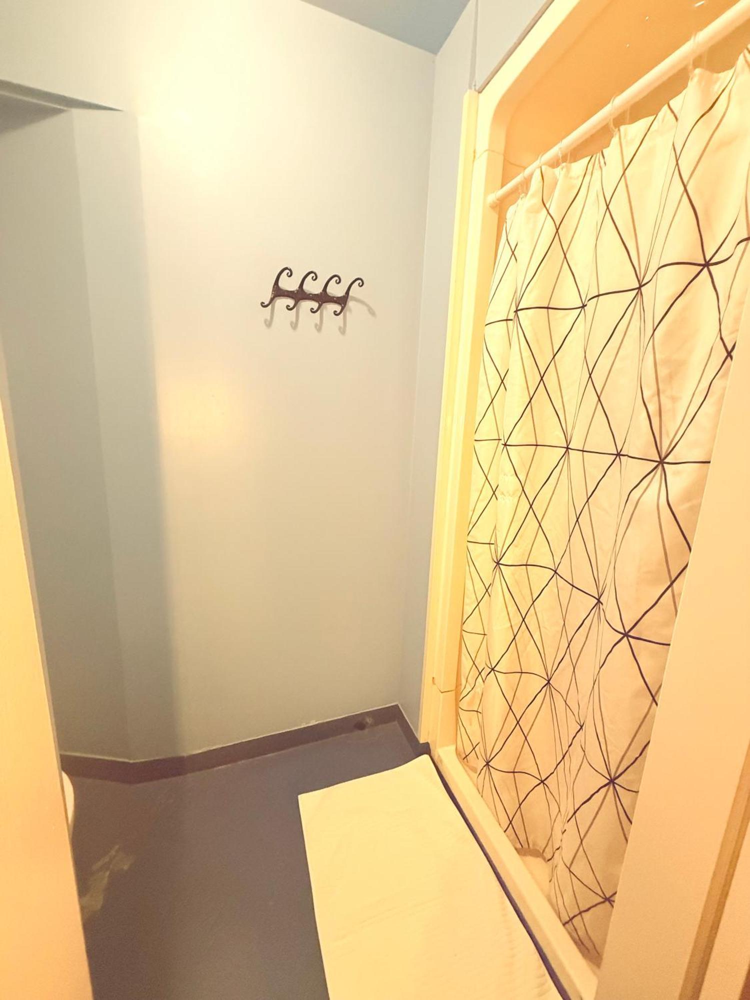 Chambre Triple avec Salle de Bains Privative