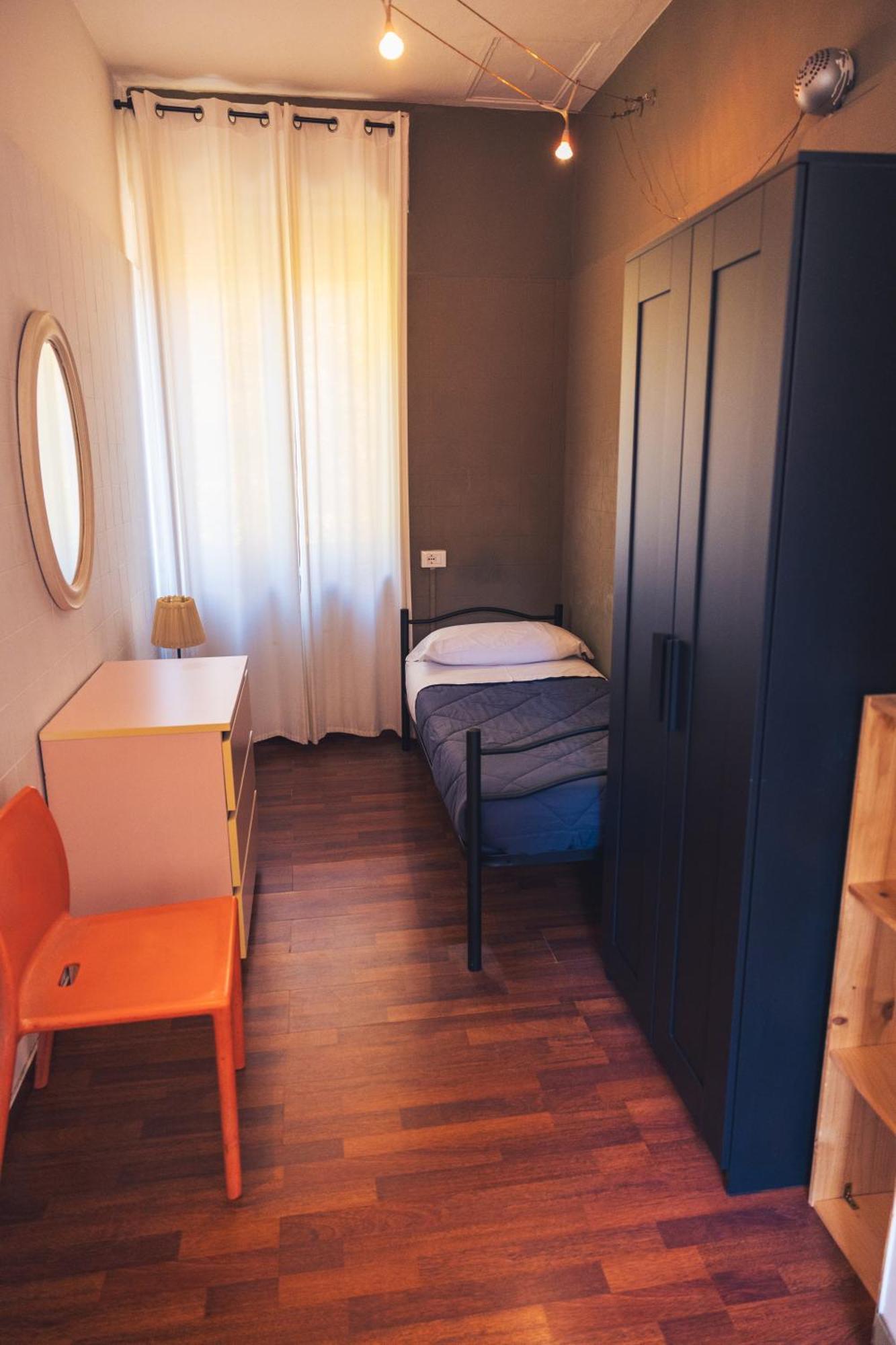 Chambre Simple avec Salle de Bains Commune