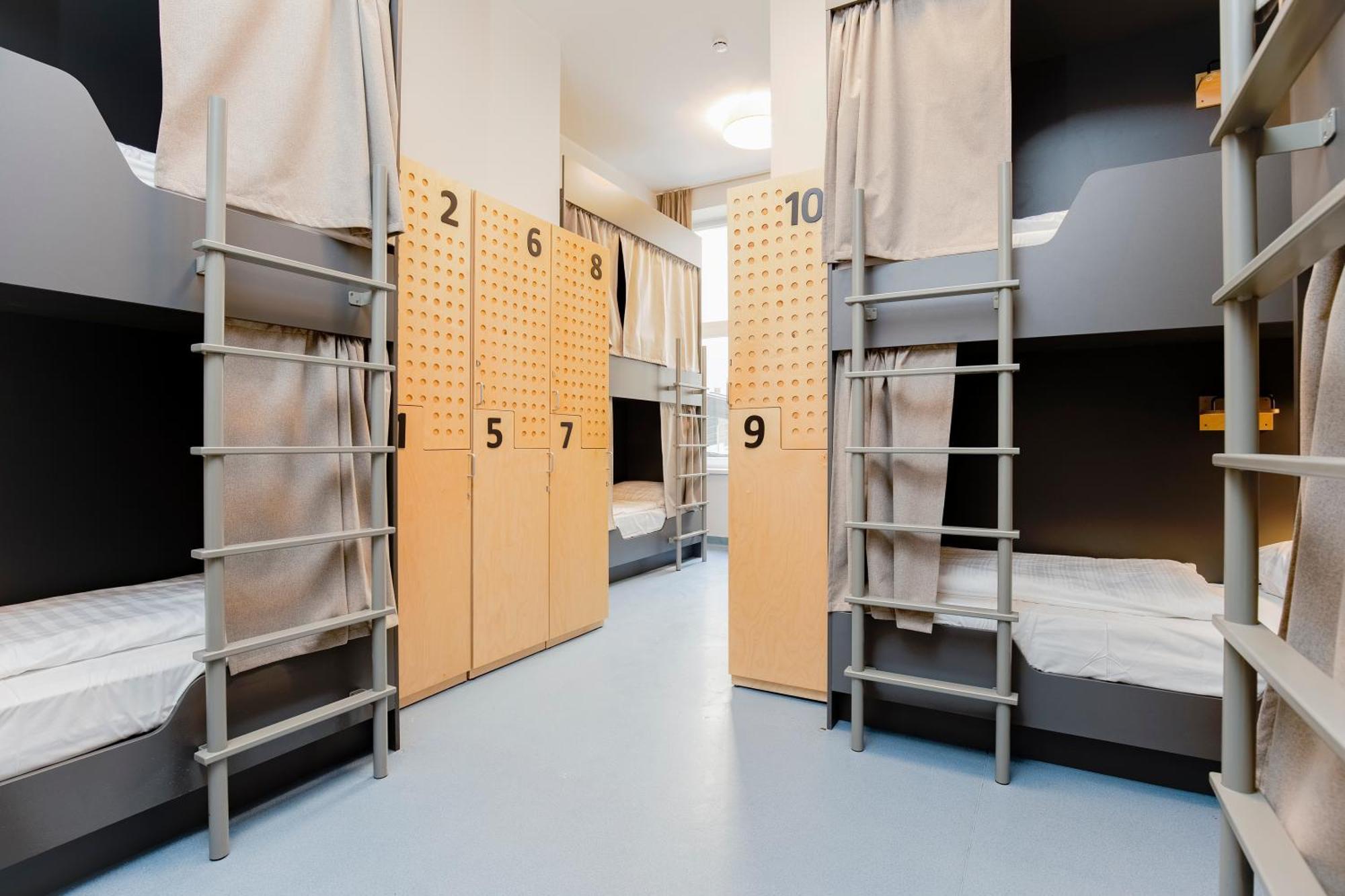 Bed in 10-Bed Mixed Dormitory Room,1739642974:JPEG