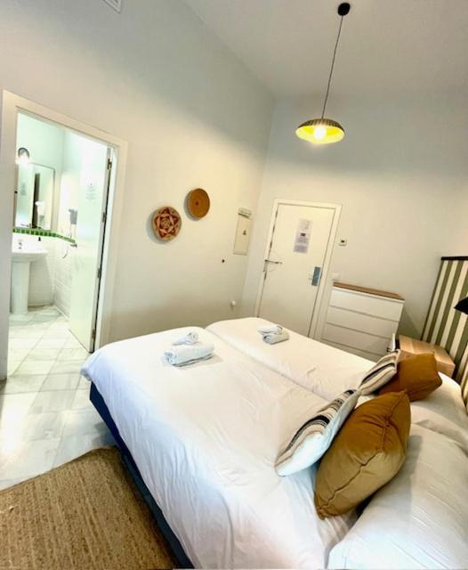 Chambre Lits Jumeaux avec Salle de Bains