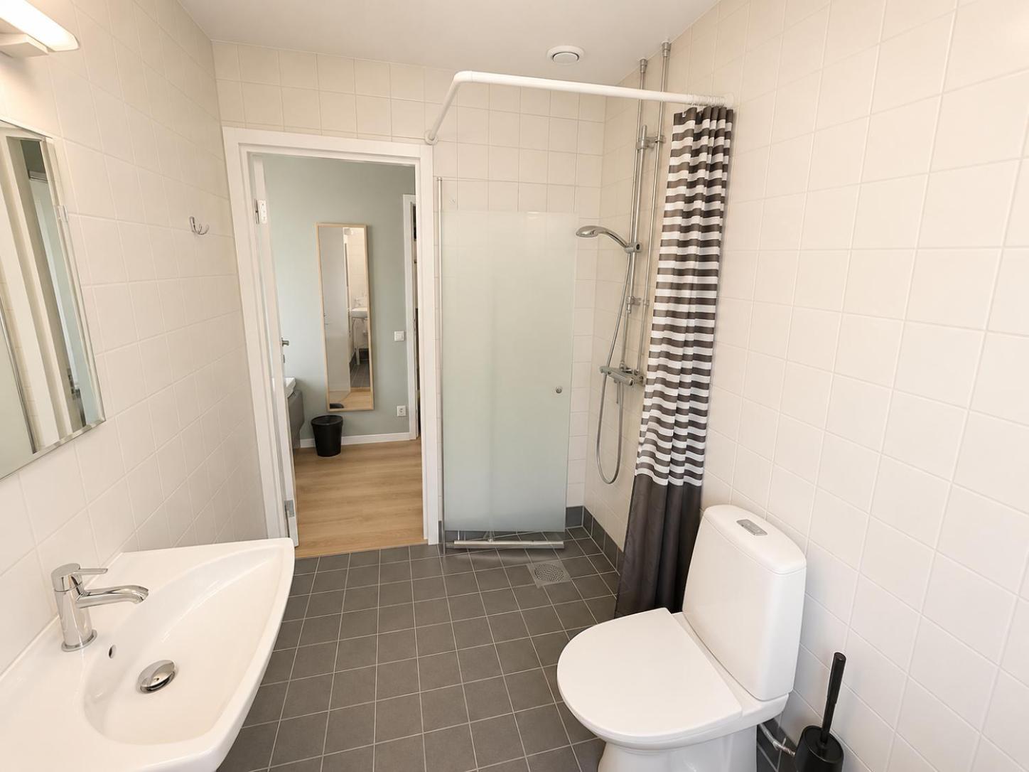 Chambre Lits Jumeaux avec Salle de Bains Privative